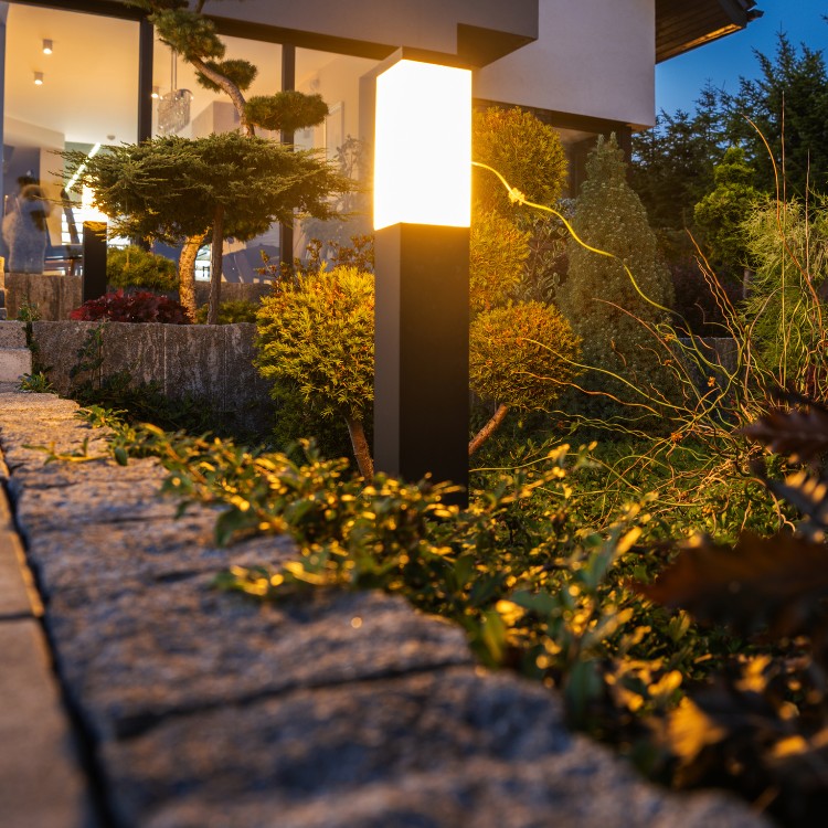 Outdoor Lighting in Omaha, Nebraska